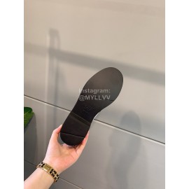 Roger Vivier Fashion Cowhide Diamond Buckle Loafers For Women 