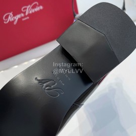 Roger Vivier Patent Leather Short Chelsea Boots For Women Black