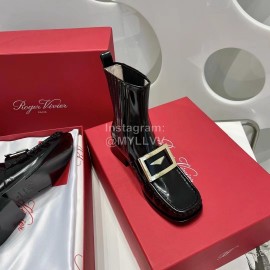 Roger Vivier Black Patent Leather Square Buckle Short Chelsea Boots For Women 
