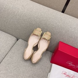 Roger Vivier Trompette Dorsay Cowhide Square Buckle Shoes For Women Apricot