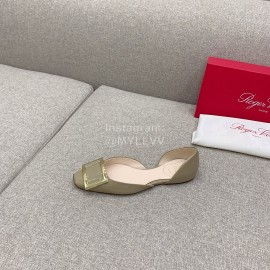 Roger Vivier Trompette Dorsay Cowhide Square Buckle Shoes For Women