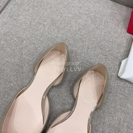 Roger Vivier Trompette Dorsay Cowhide Square Buckle Shoes For Women