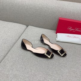 Roger Vivier Trompette Dorsay Cowhide Square Buckle Shoes For Women Black