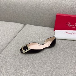 Roger Vivier Trompette Dorsay Cowhide Square Buckle Shoes For Women Black