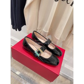Roger Vivier Gold Buckle Patent Leather Shoes For Women Black