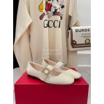 Roger Vivier Gold Buckle Patent Leather Shoes For Women White