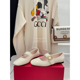 Roger Vivier Gold Buckle Patent Leather Shoes For Women White