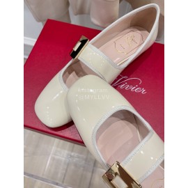 Roger Vivier Gold Buckle Patent Leather Shoes For Women White