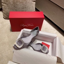 Roger Vivier Fashion Silk Leather Flat Heels For Women Gray