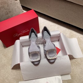 Roger Vivier Fashion Silk Leather Flat Heels For Women Gray