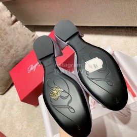 Roger Vivier Fashion Silk Leather Flat Heels For Women Gray