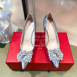 Roger Vivier Flower Diamond Buckle Leather High Heels For Women Silver