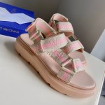 Stuart Weitzman Summer Sheepskin Embroidered Sandals For Women Pink