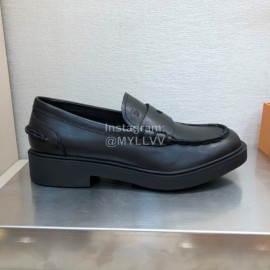 Tods Oil Wax Cowhide Loafers For Men Black