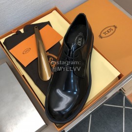 Tods Black Oil Wax Cowhide Lace Up Loafers For Men 