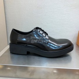 Tods Black Oil Wax Cowhide Lace Up Loafers For Men 