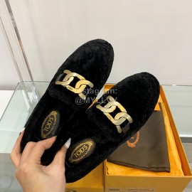 Tods Autumn Winter Retro Golden Buckle Lamb Wool Shoes For Women Black