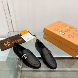 Tods Autumn Winter Black Leather Shoes For Women 