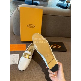 Tods Autumn White Calf Leather Shoes For Women 