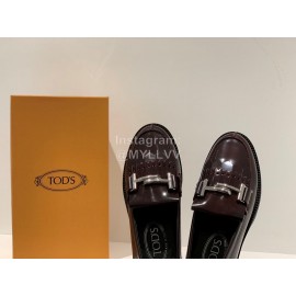 Tods Fashion Tassel Calf Leather Shoes For Women Purplish Red
