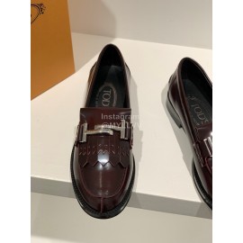 Tods Fashion Tassel Calf Leather Shoes For Women Purplish Red