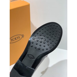 Tods Fashion Tassel Calf Leather Shoes For Women Purplish Red