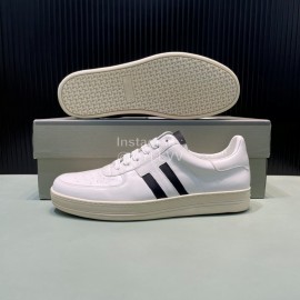 Tom Ford Calf Leather Casual Sneakers For Men White