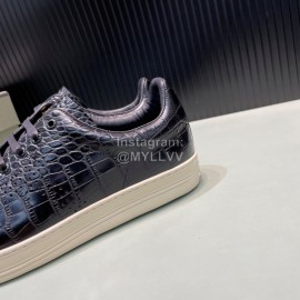 Tom Ford Crocodile Leather Casual Sneakers For Men Black