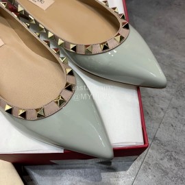 Valentino Riveted Pointed Flat Heel Leather Shoes Blue