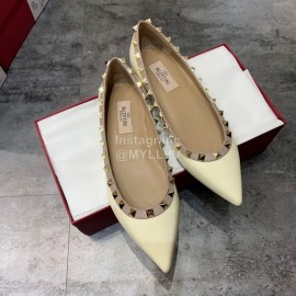 Valentino Riveted Pointed Flat Heel Leather Shoes Beige