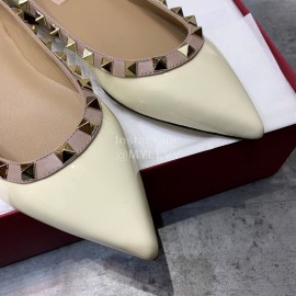 Valentino Riveted Pointed Flat Heel Leather Shoes Beige