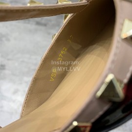 Valentino Fashion Rivet Pointed High Heels Sandals Black
