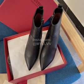 Valentino New Rivet High Heeled Calfskin Boots Black