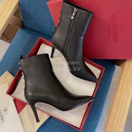 Valentino New Rivet High Heeled Calfskin Boots Black