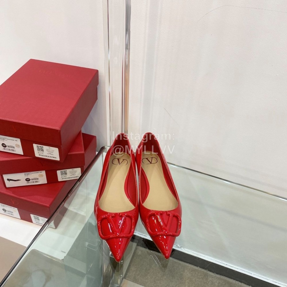 Valentino Elegant Patent Leather Pointed Flat Heel Shoes Red