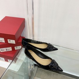 Valentino Elegant Patent Leather Pointed Flat Heel Shoes Black