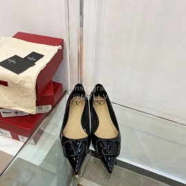 Valentino Elegant Patent Leather Pointed Flat Heel Shoes Black