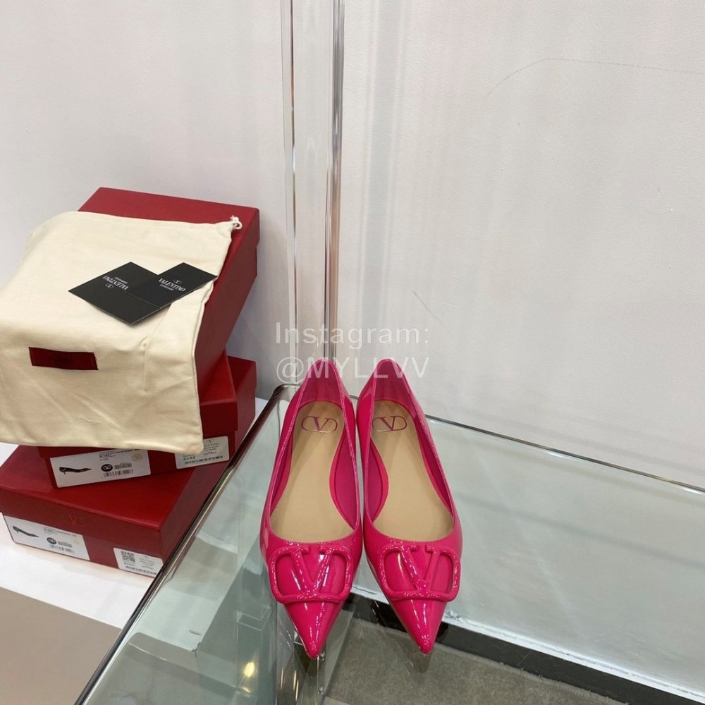 Valentino Elegant Patent Leather Pointed Flat Heel Shoes Rose Red