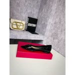 Valentino Spring V-Button Leather Flat Heels For Women Black