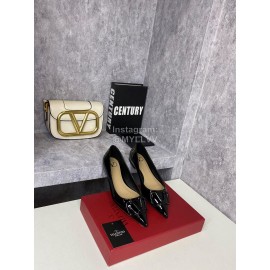 Valentino Spring V-Button Leather Flat Heels For Women Black