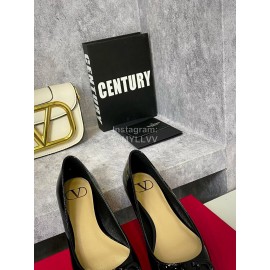 Valentino Spring V-Button Leather Flat Heels For Women Black