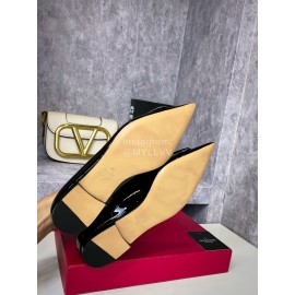 Valentino Spring V-Button Leather Flat Heels For Women Black