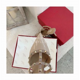 Valentino Rivet Cow Patent Leather High Heel Sandals Pink