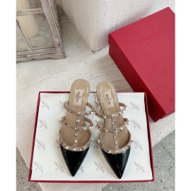 Valentino Rivet Cow Patent Leather Flat Heel Sandals Black
