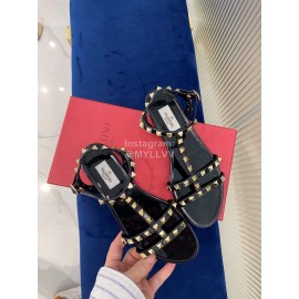 Valentino Fashion Rivet Flat Heel Sandals For Women Black