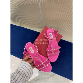 Valentino Fashion Rivet Flat Heel Sandals For Women Rose Red