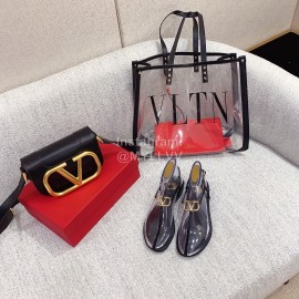 Valentino New Simple Sheepskin Clip Toe Sandals Black