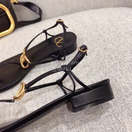 Valentino New Simple Sheepskin Clip Toe Sandals Black