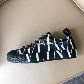 Valentino Black Thick Soled Casual Canvas Shoes
