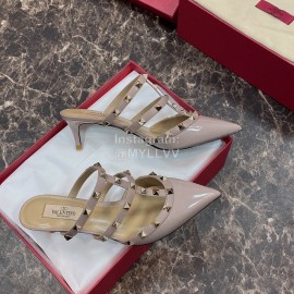 Valentino Fashion Rivet Pointed Pink High Heel Sandals For Women 